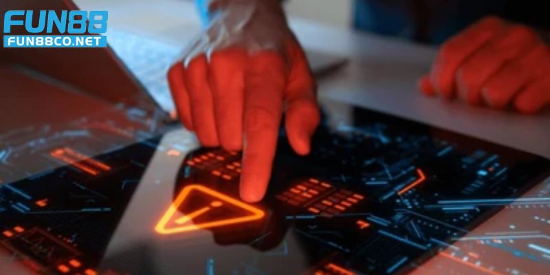 Cần cảnh giác với những phần mềm giả mạo để giữ an toàn tài khoản